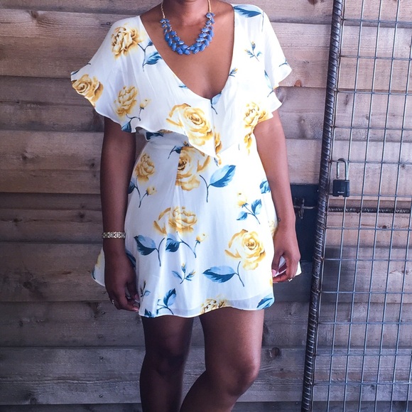 Forever 21- White Floral Dress - Picture 1 of 6